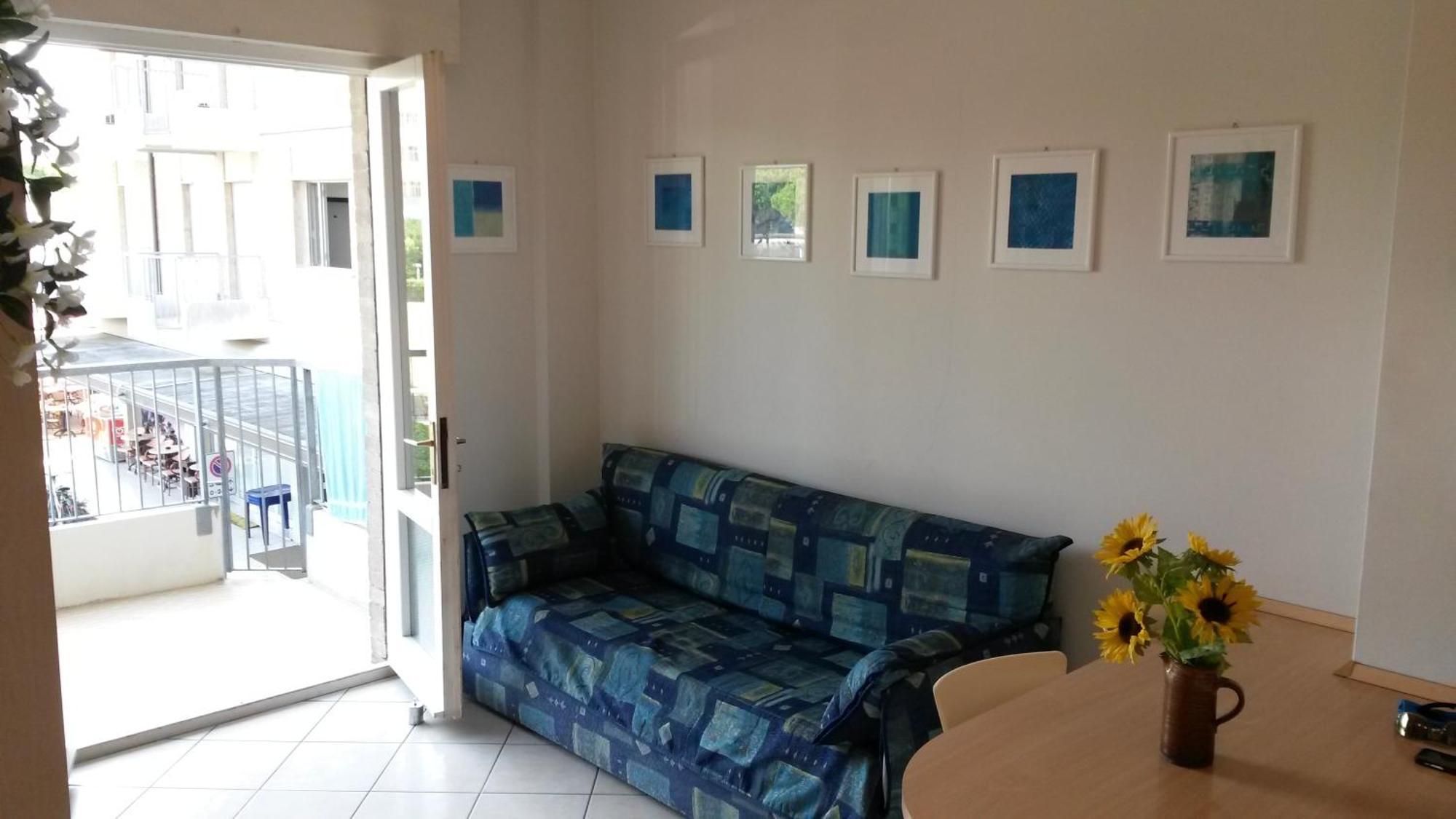 Residence Zeta - Walterigato Apartments Solo Per Famiglie Лидо-ди-Езоло Экстерьер фото
