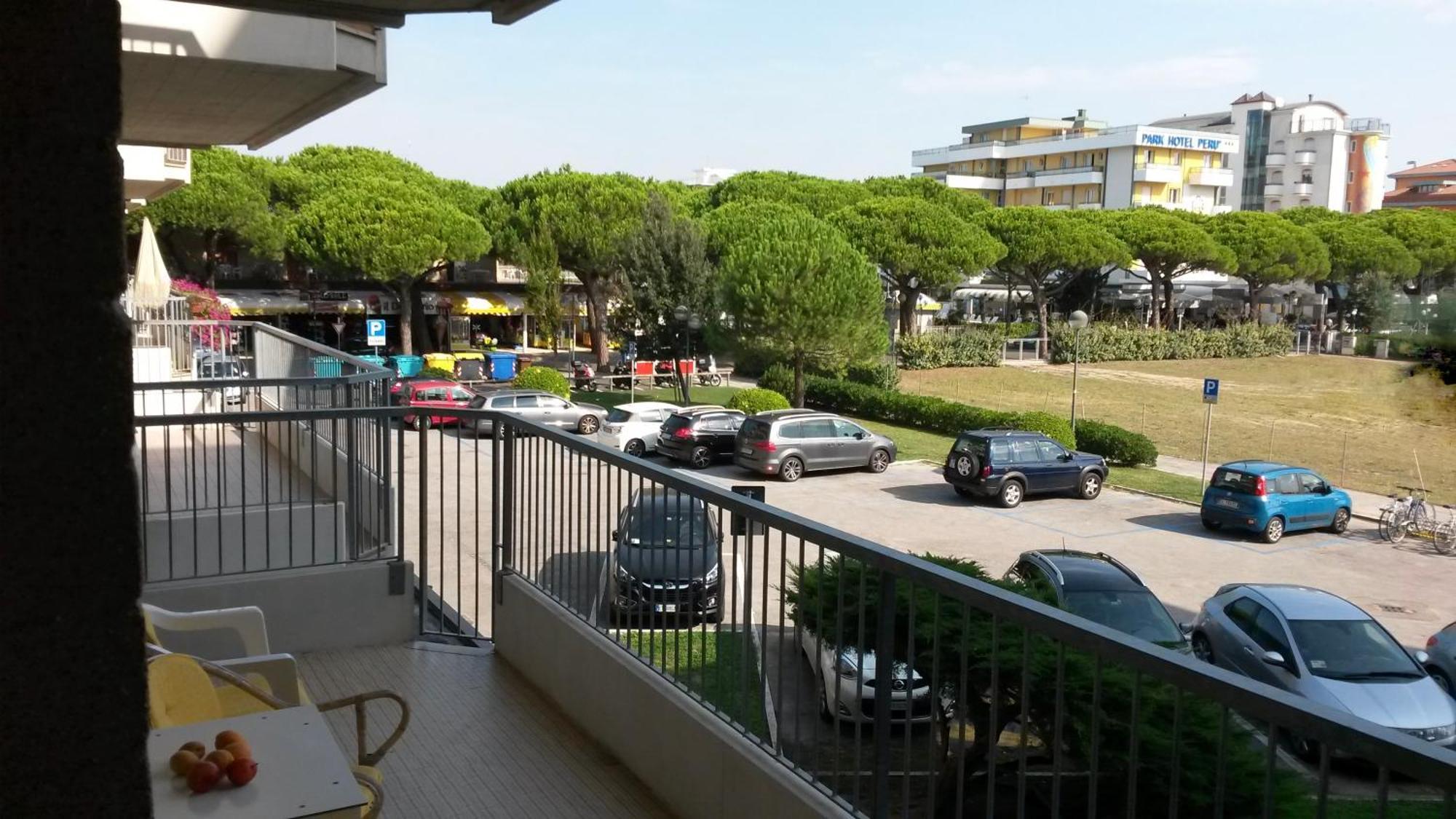 Residence Zeta - Walterigato Apartments Solo Per Famiglie Лидо-ди-Езоло Экстерьер фото