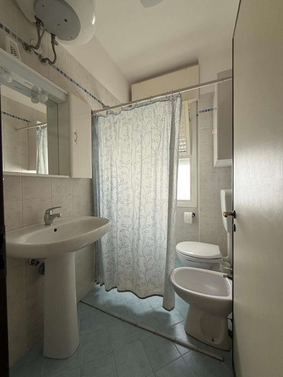 Residence Zeta - Walterigato Apartments Solo Per Famiglie Лидо-ди-Езоло Экстерьер фото